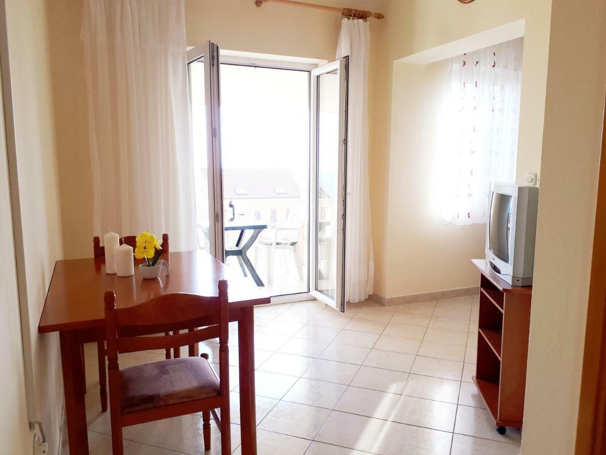Apartments Dani 볼 외부 사진