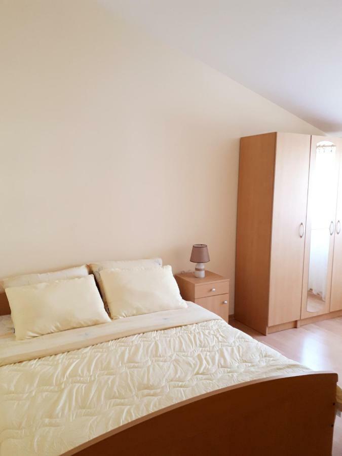 Apartments Dani 볼 외부 사진